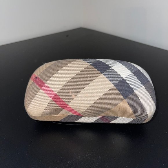 Burberry Sunglasses Case - CASE ONLY - Picture 2 of 4
